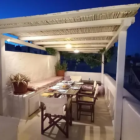 Charming Maison With Terrace, Parikia Center *